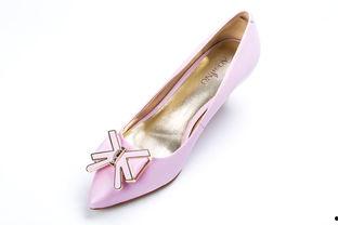 国产平价女鞋测评视频,舒适与时尚的完美融合