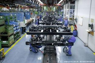 国产奔驰卡车装配车间视频,匠心独运，品质卓越的制造之旅