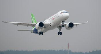 国产大飞机改装视频,改装视频揭秘惊艳瞬间  第3张