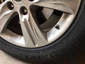 国产塞纳更换轮胎视频,轻松掌握换胎技巧  第1张