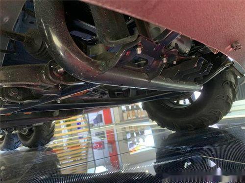 国产四轮转向汽车视频,驾驭未来，尽享操控盛宴  第2张