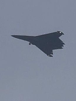 国产战斗机倒着飞行视频,揭秘国产战斗机倒飞奇迹瞬间  第2张